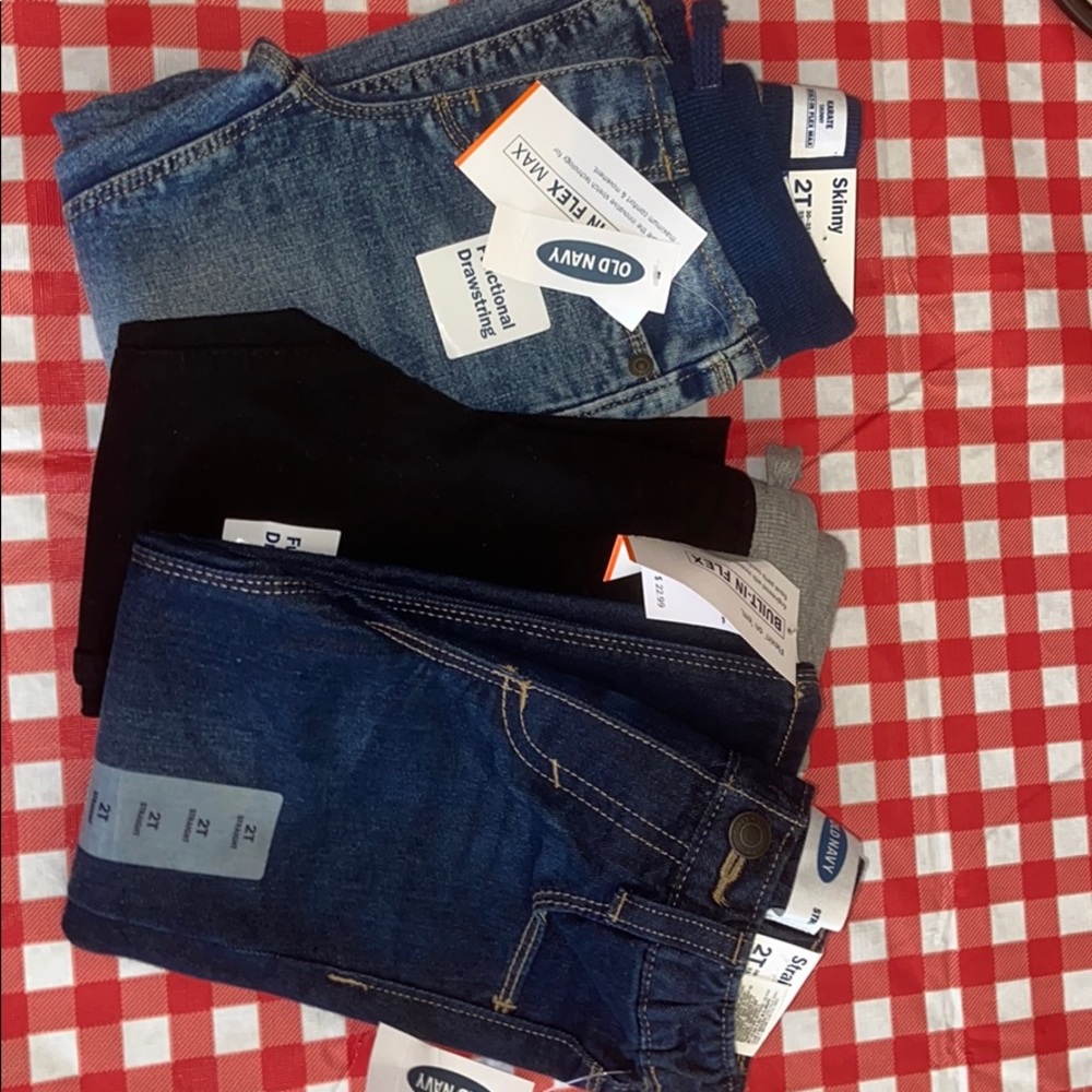 3 for $21! 💙 Boys Pants 2t